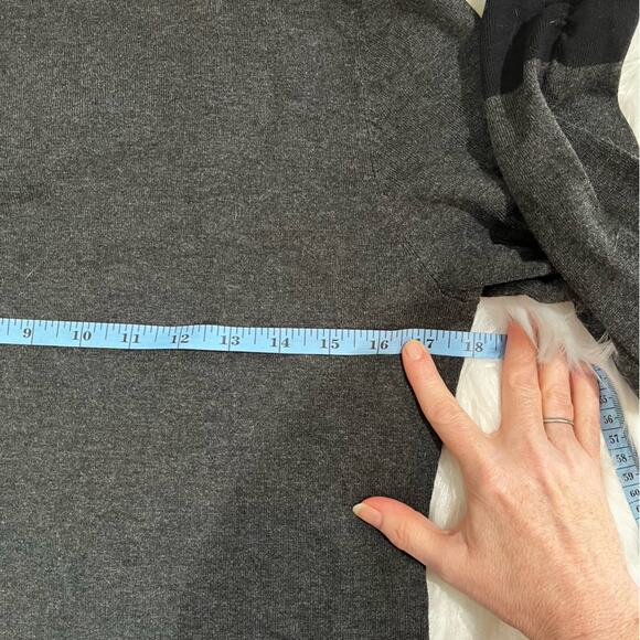 NEW Alfani Colorblock Cowl Neck Ruched Oversized Layering Sweater Top M NWOT - Picture 13 of 13